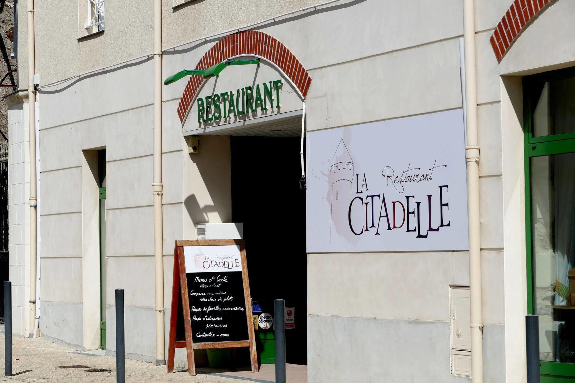 Logis Hotels Le Champalud Restaurant La Citadelle Oree-d'Anjou Eksteriør bilde