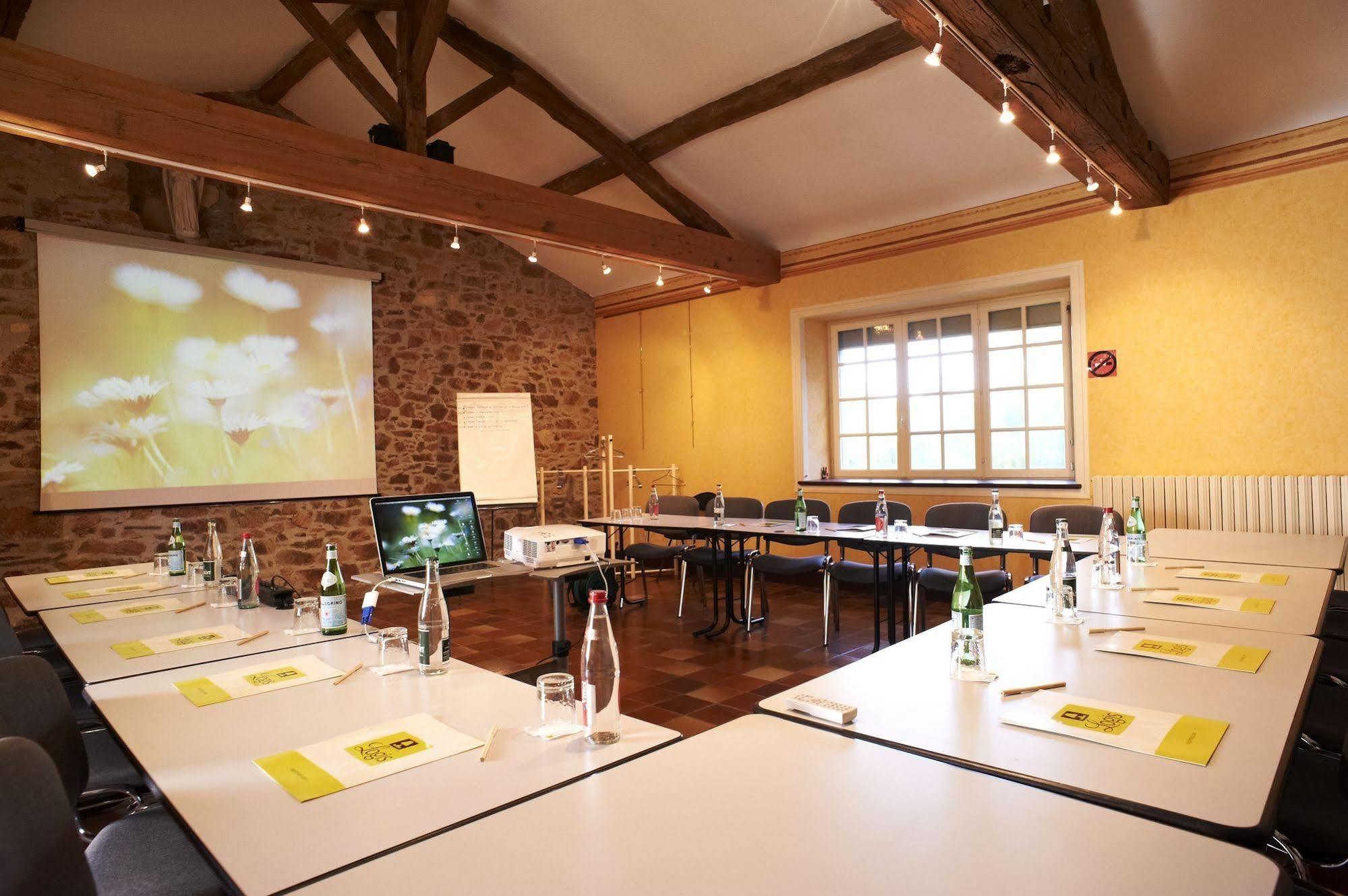 Logis Hotels Le Champalud Restaurant La Citadelle Oree-d'Anjou Eksteriør bilde